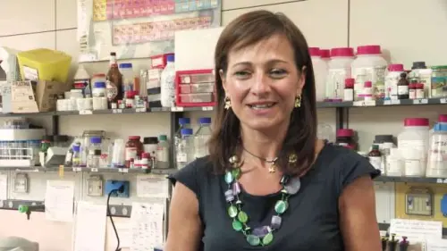 Benevento, la candidata nel M5S conferma la su vacanza: ‘’Sono andata sulla neve, i miei figli avevano fatto il salvandanaio’’