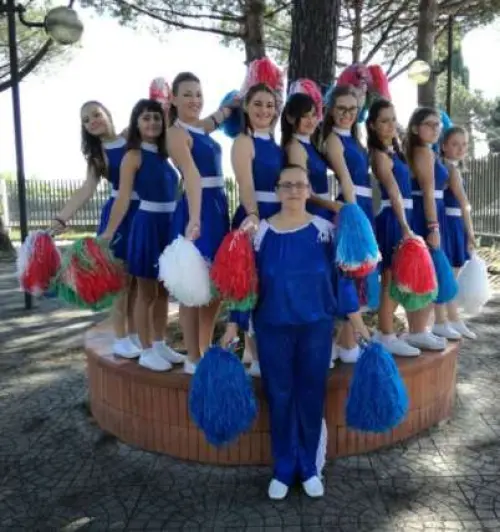 Le Majorettes Anbima Airola  brillano a Castel San Giorgio