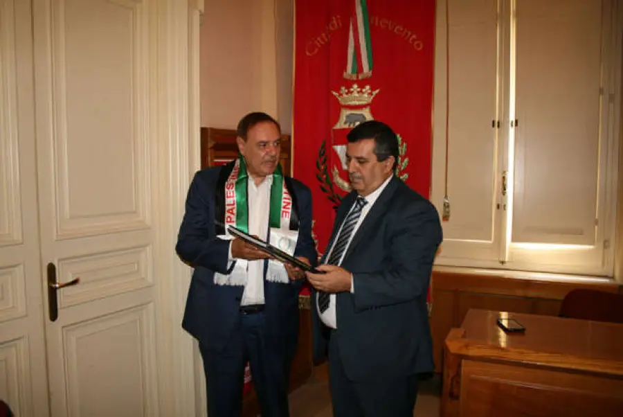 Benevento, Mastella ha ricevuto stamani il sindaco di Betlemme, Anton Salman: sottoscritto un impegno per la pace,