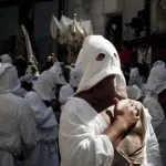 Riti Settennali, la processione del Rione Croce ha aperto la penitenza