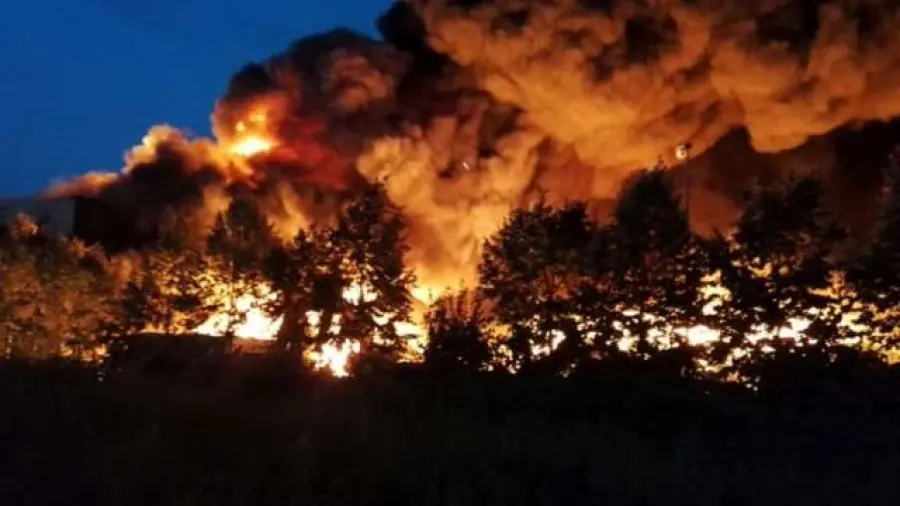 Emergenza incendi, De Luca firma convenzione solo dopo disastri. Forza Italia attacca
