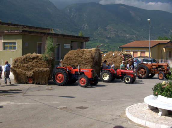 San Lorenzo Maggiore,in contrada Piana si festeggia Maria SS della Strada