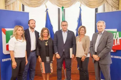 Universiadi, Forza Italia Campania: ''Con gara per noleggio navi, De Luca cala sipario su Bagnoli''