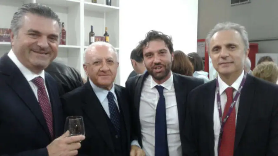 Vinitaly, il consigliere regionale Mortaruolo tra gli stand della Campania