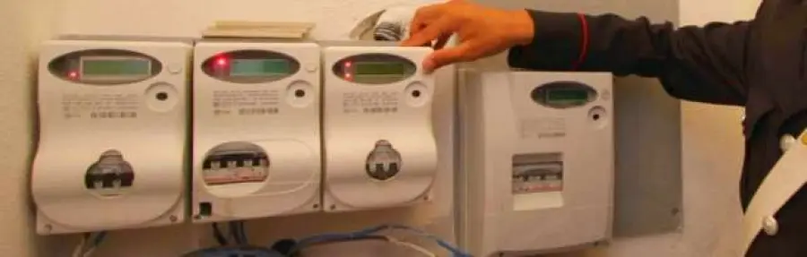 Rubavano corrente con magneti sui contatori: denunciati tre commercianti