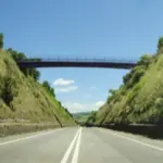 Statale “Telesina”, scontro tra due auto e camion