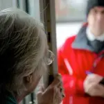 Truffava anziane: arrestato dalla Polizia