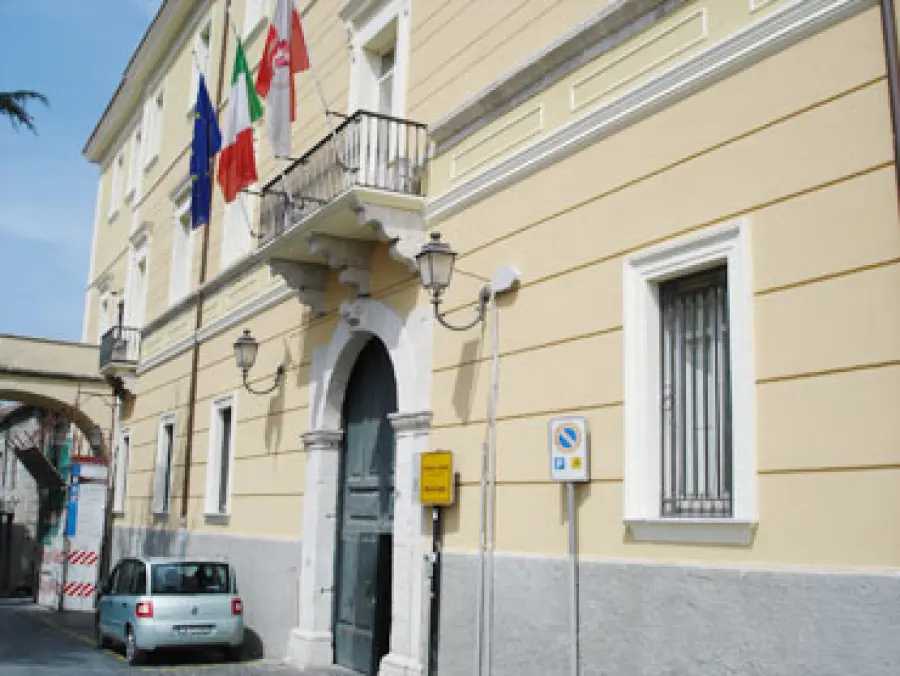 Farese e Sguera (M5S) intervengono sulla chiusura del parcheggio di Porta Rufina: 'Penalizzato ancora il centro storico'